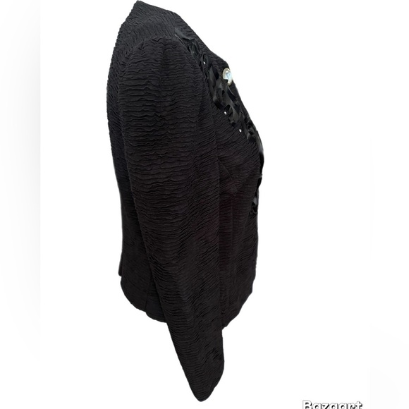 Leslie Fay Womens Black Snap Front Embellished Black Blazer/jacket Size 8 Petite - Picture 2 of 4